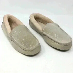 100% Authentic Australian Sheepskin | Leather Moccasins | Size: 10